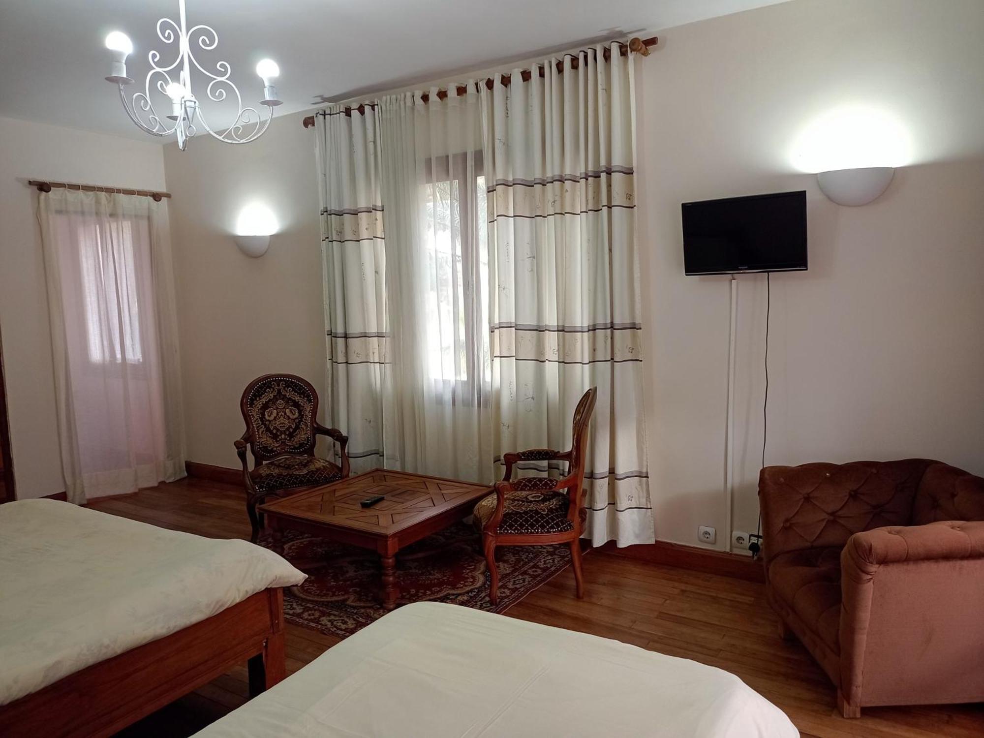 La Residence D'Ankerana อันตานานารีโว ภายนอก รูปภาพ