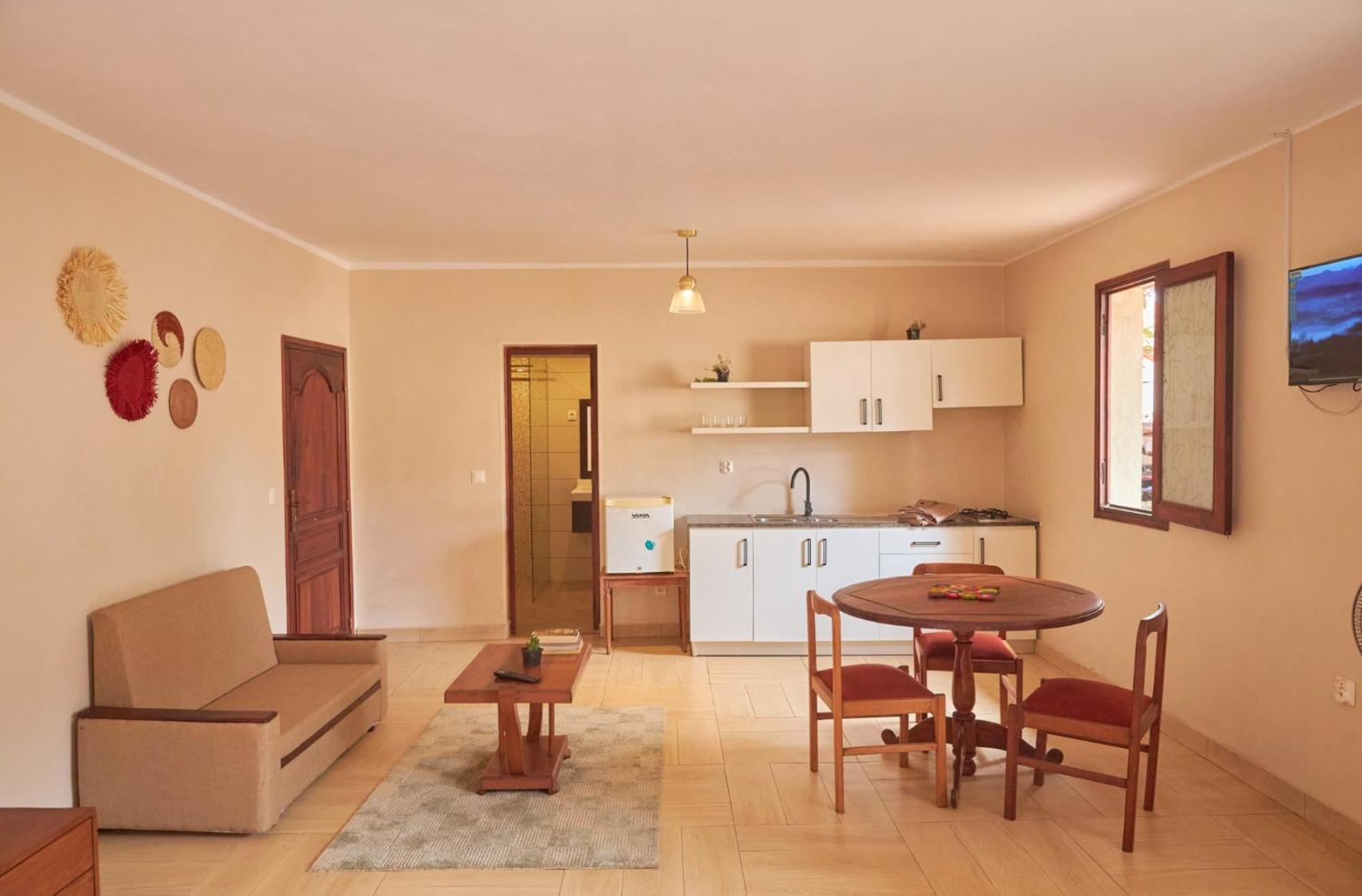 La Residence D'Ankerana อันตานานารีโว ภายนอก รูปภาพ